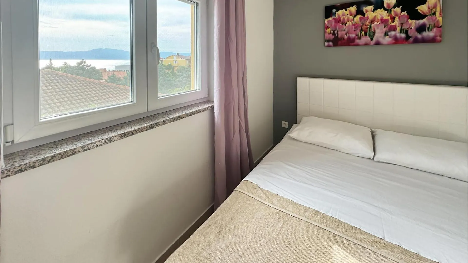 2 Bedroom Gorgeous Apartment In Omisalj